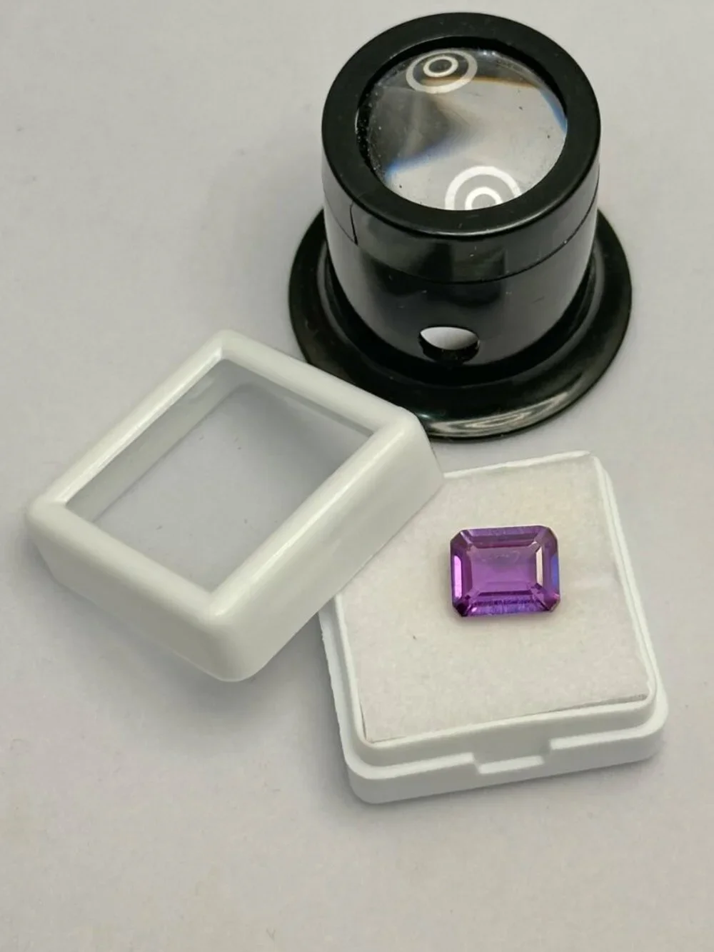 Color Changing Alexandrite - Picture 3 of 16